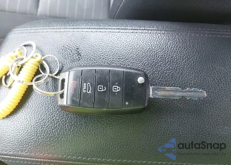 2016 Kia Forte Lx z USA, uszkodzony, nr VIN KNAFK5A8XG5525535